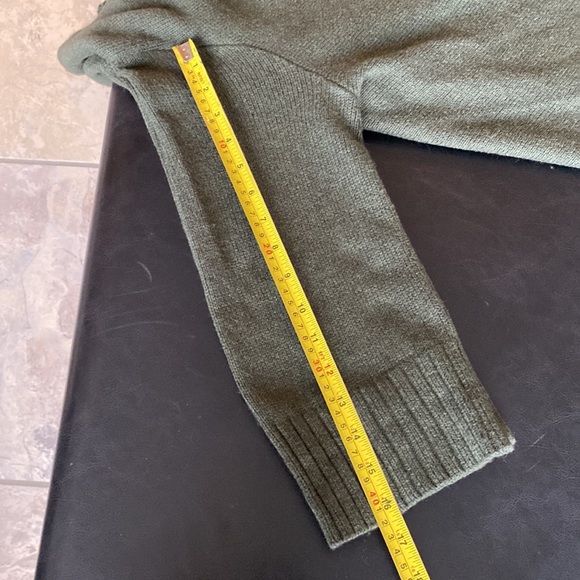 Olive Green GAP Asymmetrical Cardi/Wrap-With-Arms 85% Cotton 15% Cashmere Large - Picture 7 of 10